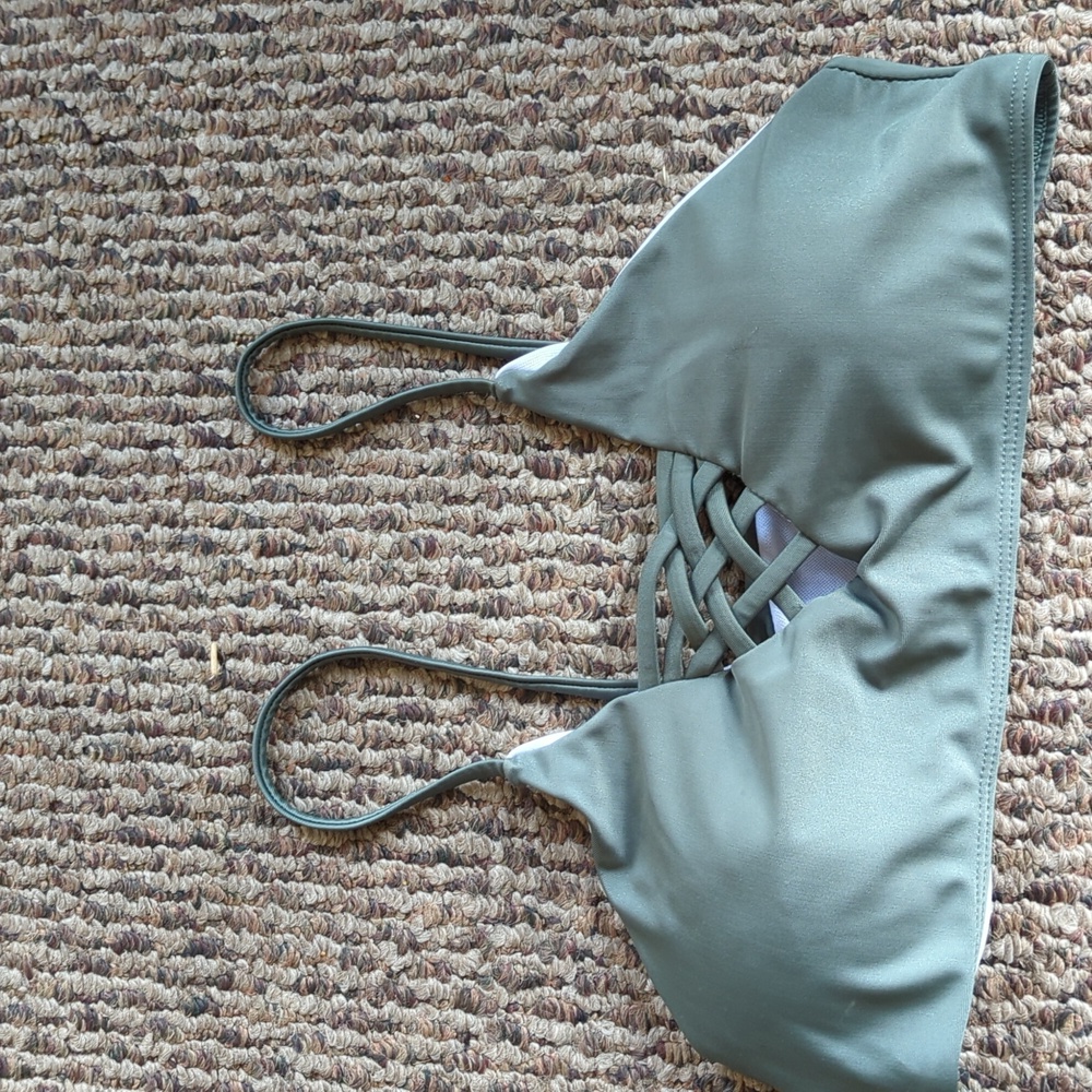 Bikini top